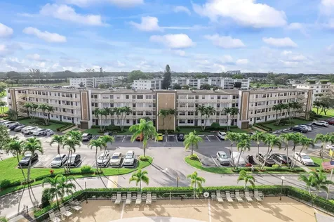 3027 Guildford B Boca Raton FL 33434