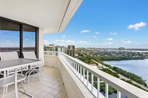 5070 N Ocean Drive Singer Island FL 33404