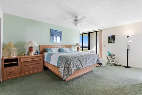 5070 N Ocean Drive Singer Island FL 33404