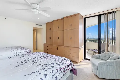 5070 N Ocean Drive Singer Island FL 33404