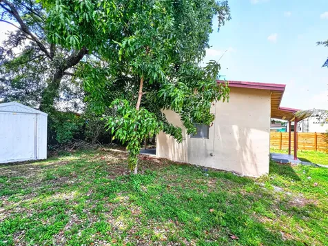 1612 N 58th Avenue Hollywood FL 33021