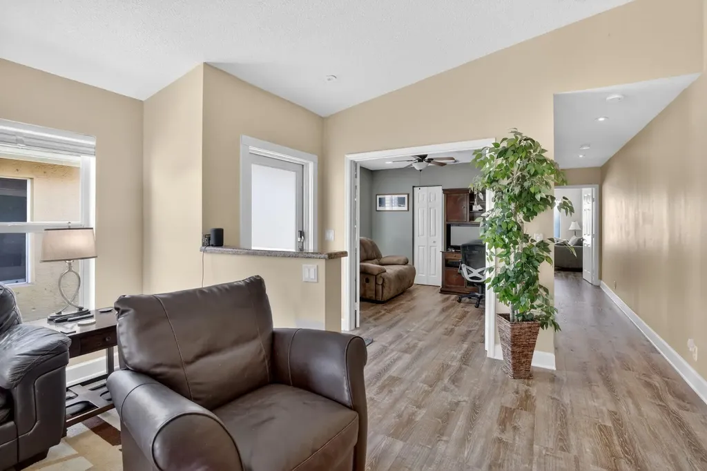 20869 NW 17th Street Pembroke Pines FL 33029