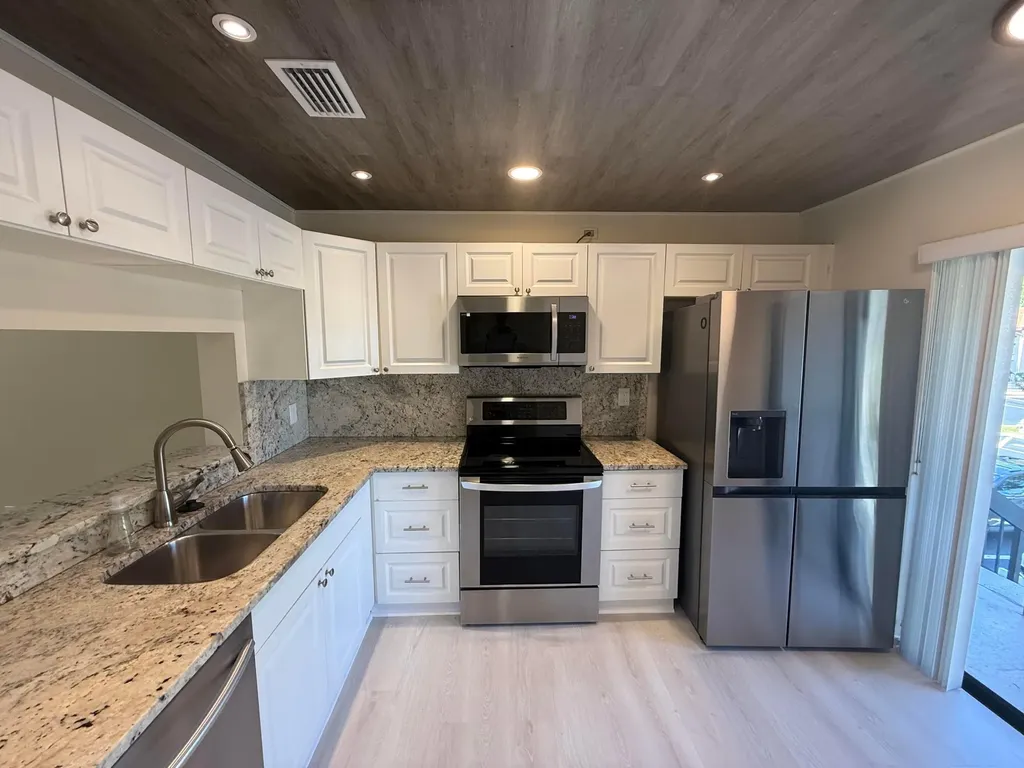 5150 E Club Circle Boca Raton FL 33487