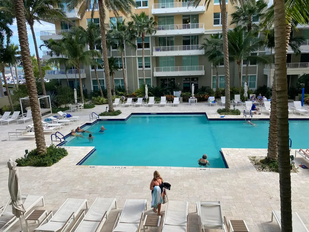 700 E Boynton Beach Boulevard Boynton Beach FL 33435
