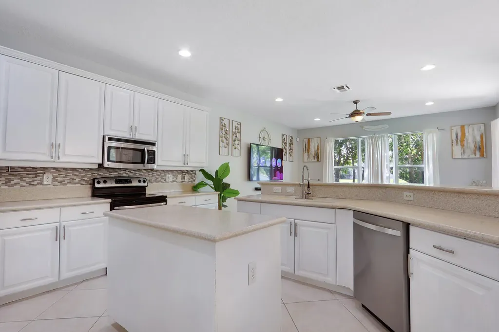 3124 Bollard Road West Palm Beach FL 33411