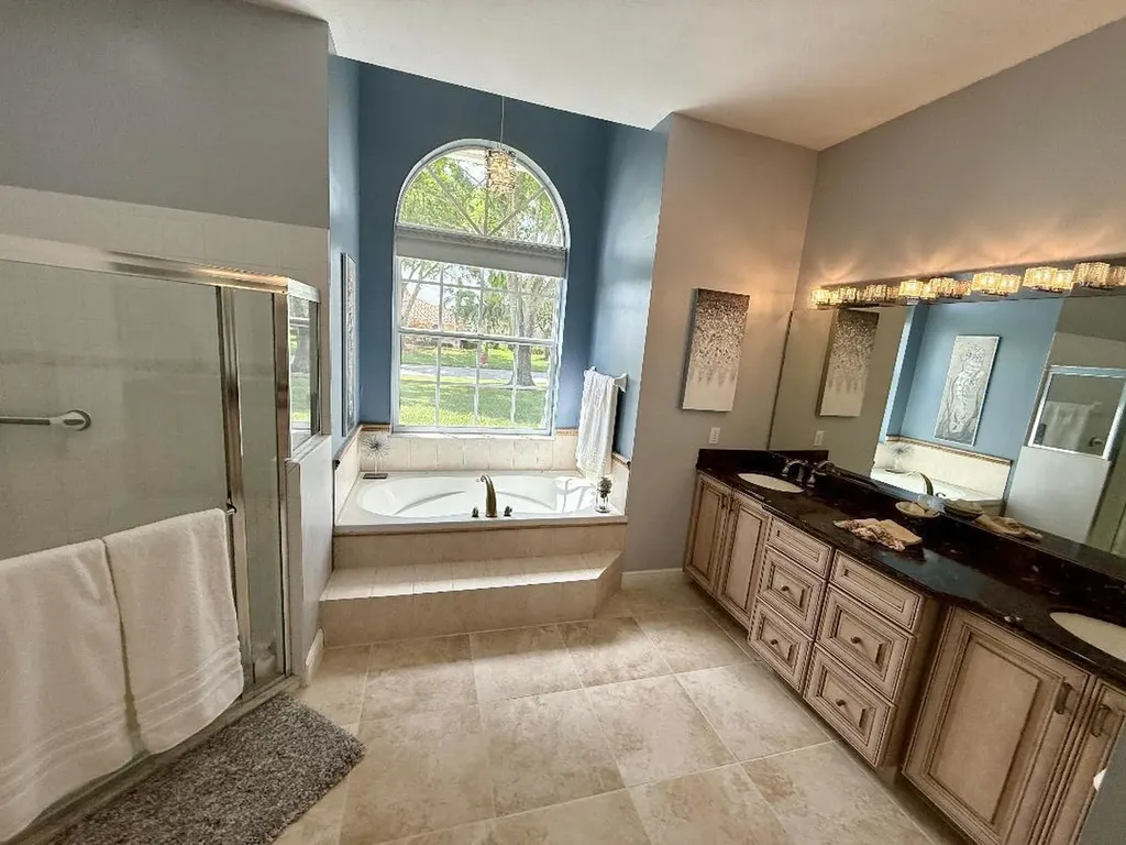 1305 SW Bent Pine Cove Port St Lucie FL 34986