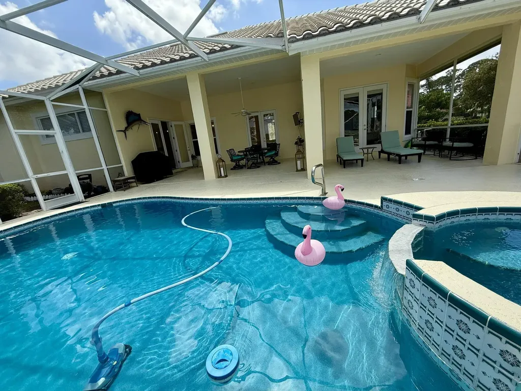 1305 SW Bent Pine Cove Port St Lucie FL 34986