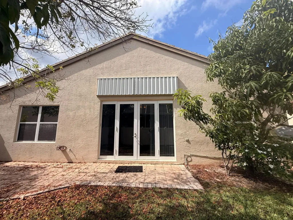 10372 Old Winston Court Lake Worth FL 33449