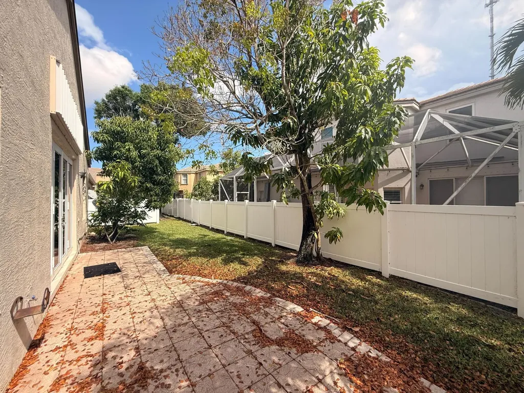 10372 Old Winston Court Lake Worth FL 33449