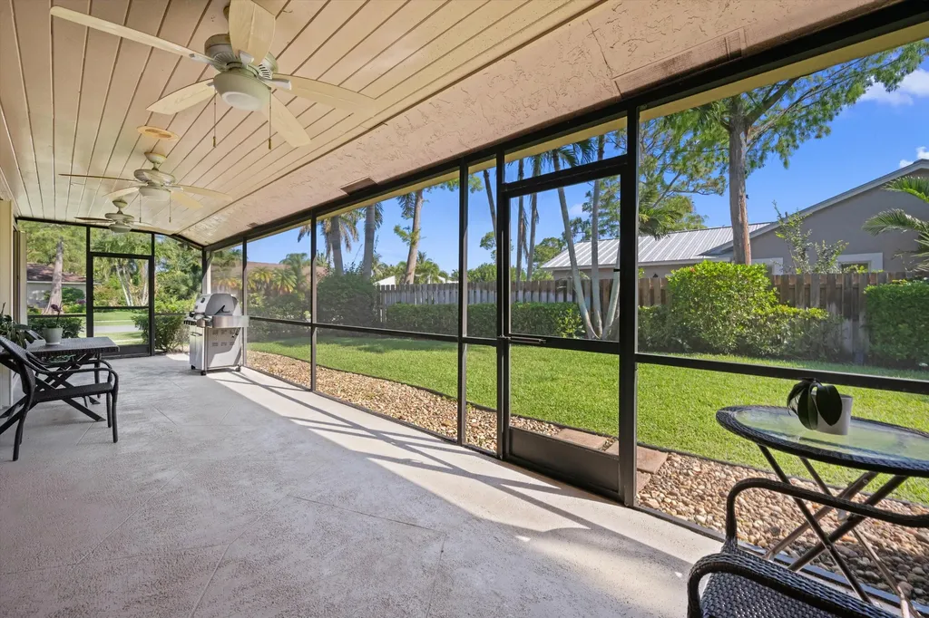 657 Juniper Place Wellington FL 33414