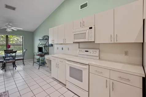 657 Juniper Place Wellington FL 33414
