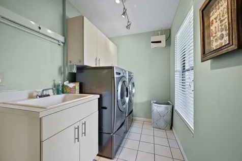 657 Juniper Place Wellington FL 33414