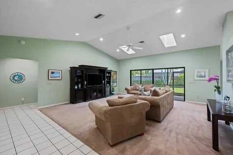 657 Juniper Place Wellington FL 33414