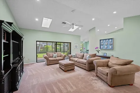 657 Juniper Place Wellington FL 33414