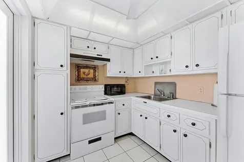 201 N Ocean Boulevard Pompano Beach FL 33062