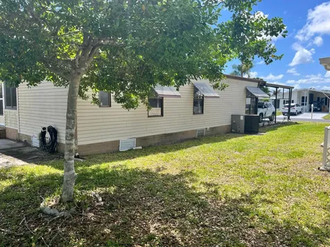 240 Mangrove Bay Place Fort Pierce FL 34982