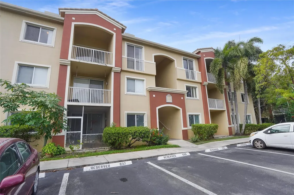 7085 Nova Drive Davie FL 33317