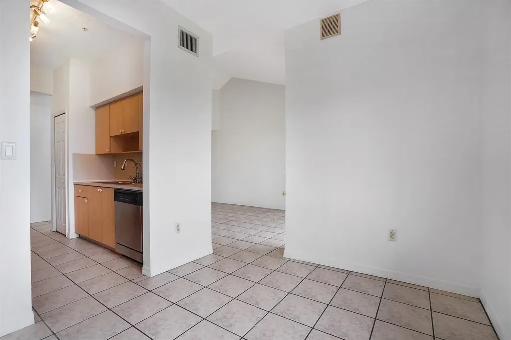 7085 Nova Drive Davie FL 33317