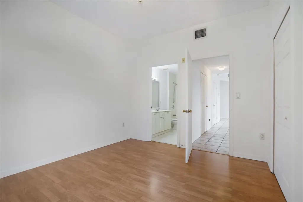 7085 Nova Drive Davie FL 33317
