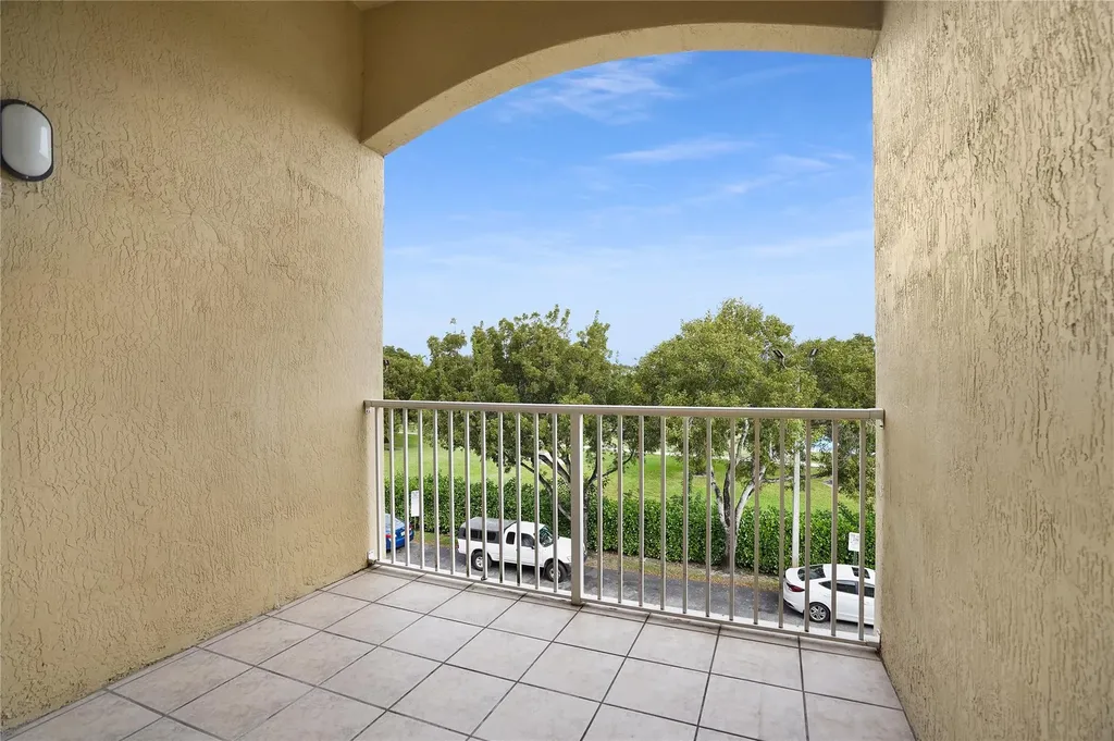 7085 Nova Drive Davie FL 33317