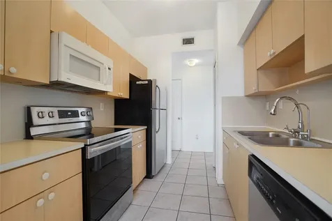 7085 Nova Drive Davie FL 33317