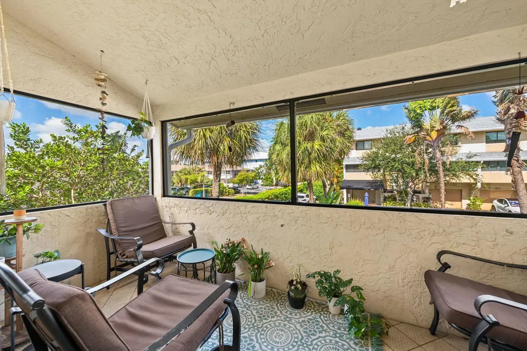 3225 NE 13th Street Pompano Beach FL 33062
