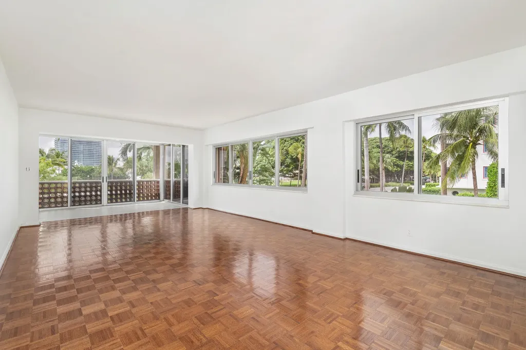 369 S Lake Drive Palm Beach FL 33480