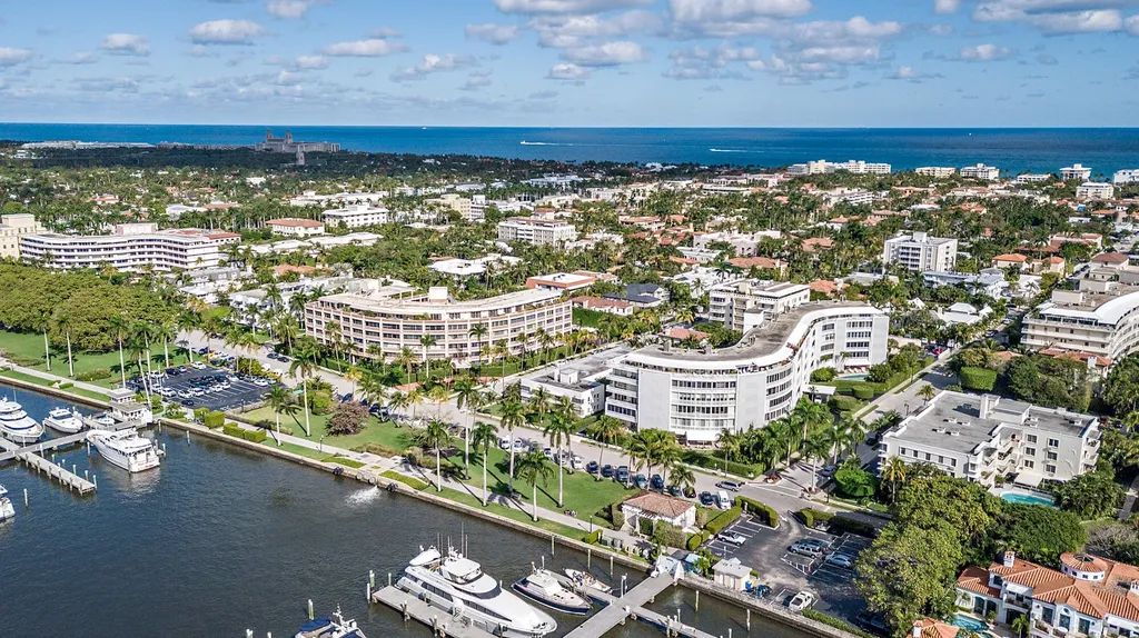 369 S Lake Drive Palm Beach FL 33480
