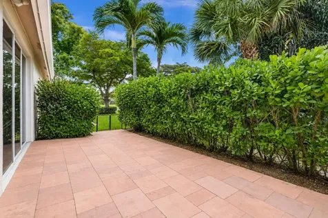 8914 Brittany Lakes Drive Boynton Beach FL 33472