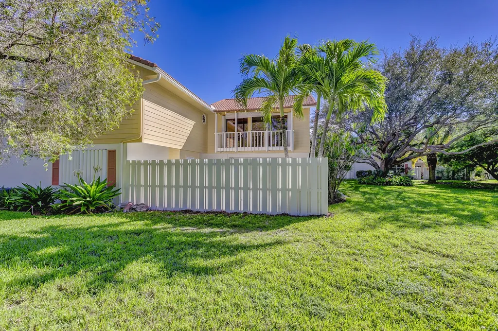 246 Seabreeze Circle Jupiter FL 33477