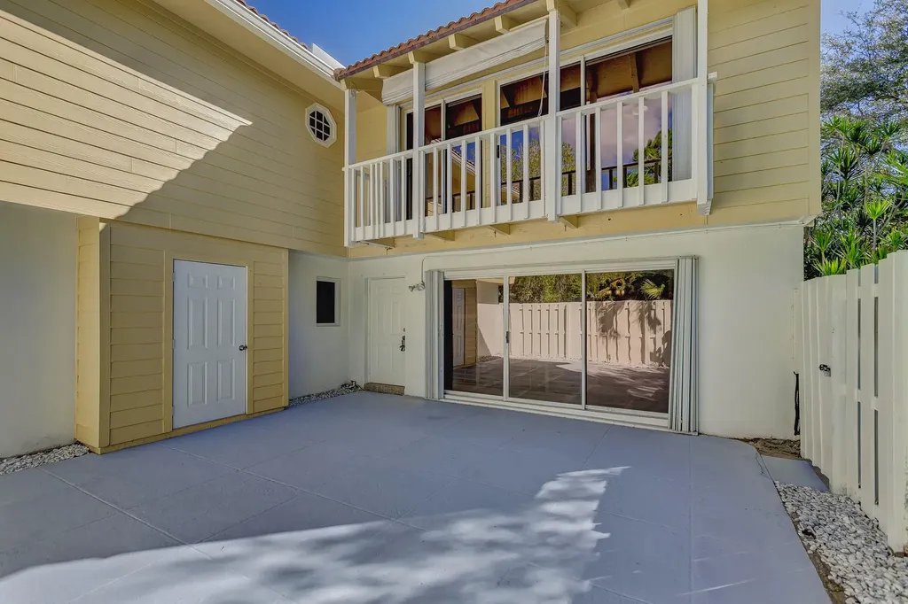 246 Seabreeze Circle Jupiter FL 33477