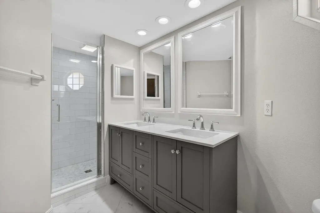 246 Seabreeze Circle Jupiter FL 33477