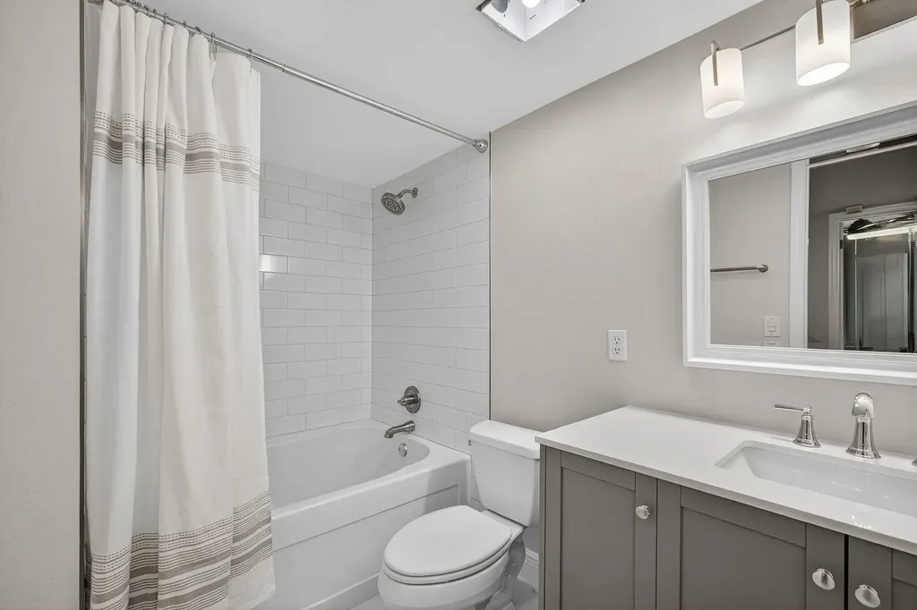 246 Seabreeze Circle Jupiter FL 33477