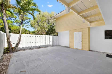 246 Seabreeze Circle Jupiter FL 33477
