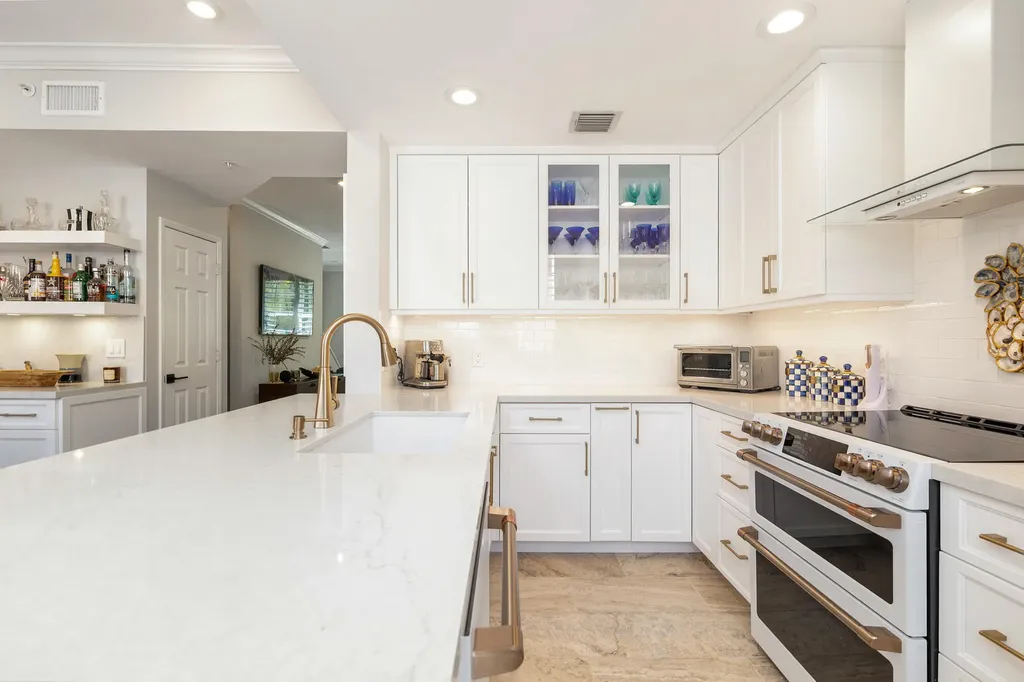 670 Fern Street West Palm Beach FL 33401