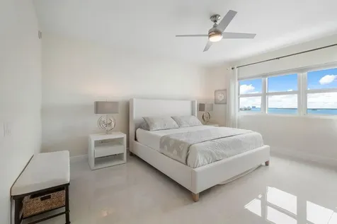 2650 Lake Shore Drive Riviera Beach FL 33404