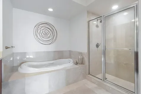 2650 Lake Shore Drive Riviera Beach FL 33404