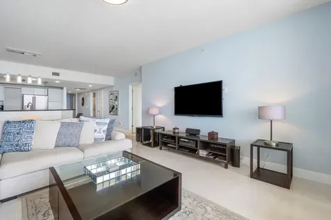 2650 Lake Shore Drive Riviera Beach FL 33404