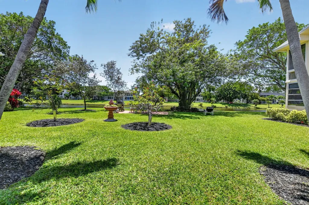 492 W Tilford Deerfield Beach FL 33442