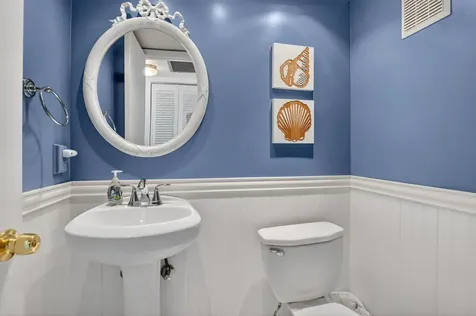 492 W Tilford Deerfield Beach FL 33442