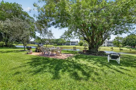 492 W Tilford Deerfield Beach FL 33442