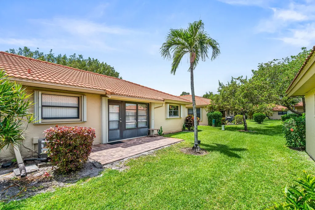 4625 Rosewood Tree Court Boynton Beach FL 33436