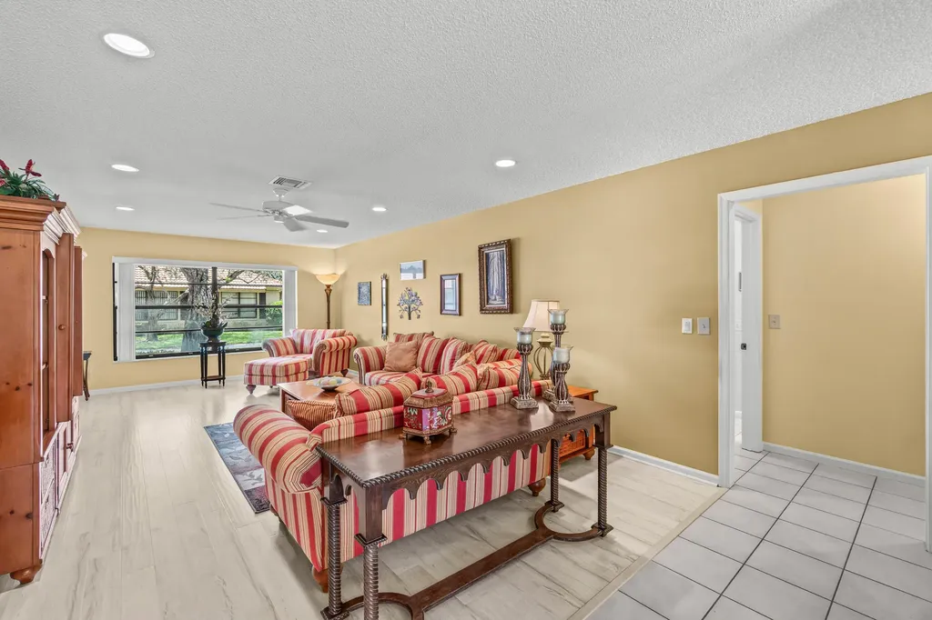 4625 Rosewood Tree Court Boynton Beach FL 33436