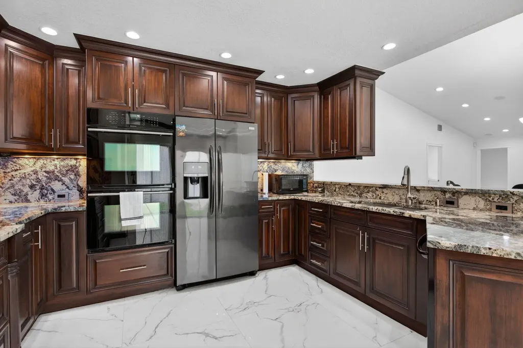 1873 NW 97th Terrace Coral Springs FL 33071