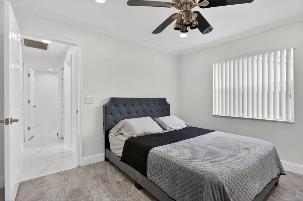 1873 NW 97th Terrace Coral Springs FL 33071
