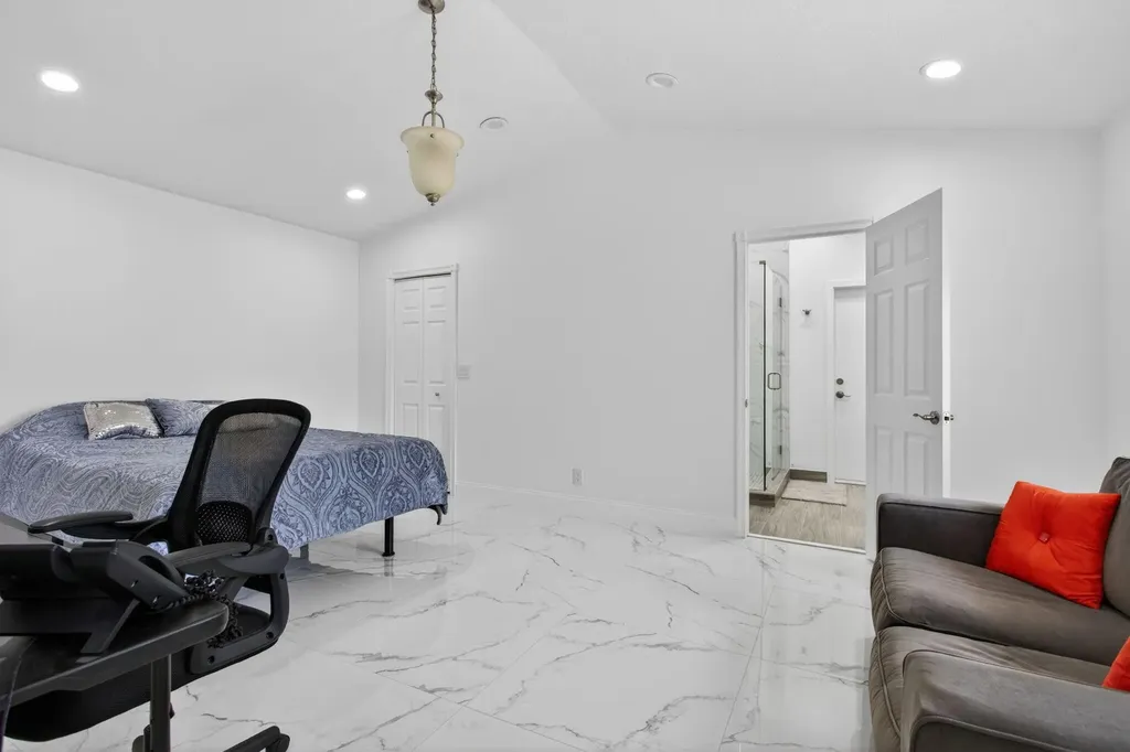 1873 NW 97th Terrace Coral Springs FL 33071