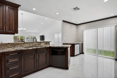 1873 NW 97th Terrace Coral Springs FL 33071