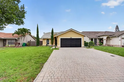 1873 NW 97th Terrace Coral Springs FL 33071