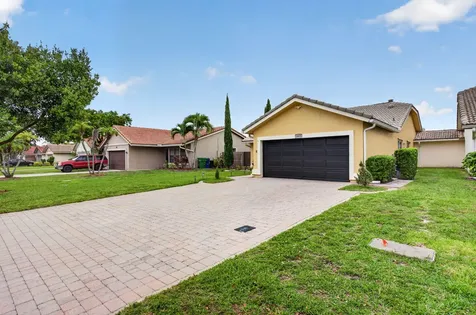 1873 NW 97th Terrace Coral Springs FL 33071