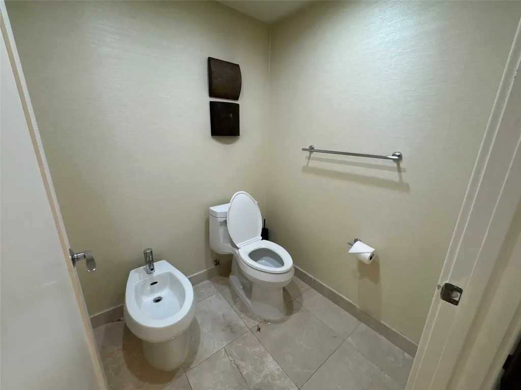 9400 W Bay Harbor Drive Bay Harbor Islands FL 33154